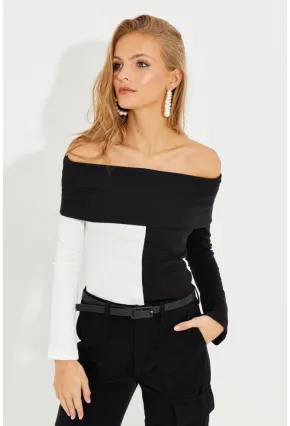 Kadın Siyah-Beyaz Madonna Yaka Bloklu Kaşkorse Bluz EY2585