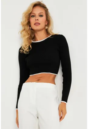 Kadın Siyah-Beyaz Sırtı Açık Bluz YV270
