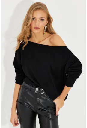 Kadın Siyah Düşük Omuz Triko Bluz YZ617
