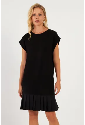 Kadın Siyah Eteği Volanlı Midi Elbise ST158