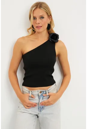 Kadın Siyah Gül Aksesuarlı Triko Bluz ET02