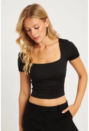 Kadın Siyah Kare Yaka Bluz AYD338