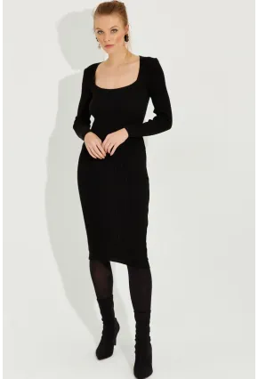 Kadın Siyah Kare Yaka Triko Midi Elbise SF2520