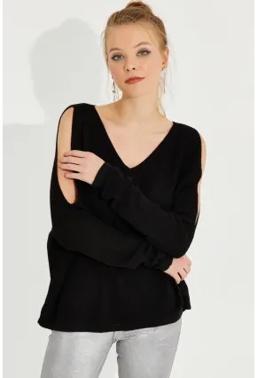Kadın Siyah Kolu Yırtmaçlı Triko Bluz SMT221