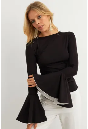 Kadın Siyah Kontrast Çan Kollu Bluz EY3013