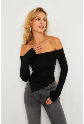 Kadın Siyah Madonna Yaka Crop Yılbaşı Bluz B5038