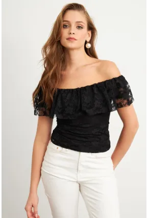 Kadın Siyah Madonna Yaka Dantel Bluz MTK13549