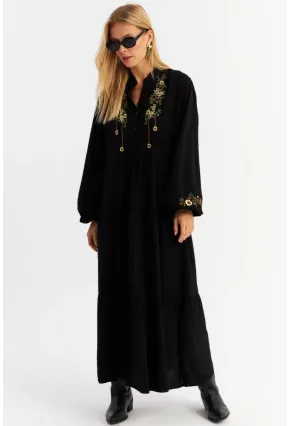 Kadın Siyah Nakışlı Volanlı Maxi Elbise MALO6