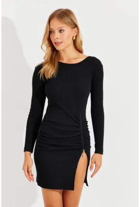 Kadın Siyah Önü Büzgülü Fermuarlı Kaşkorse Mini Elbise EY2561