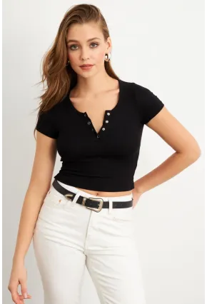 Kadın Siyah Önü Düğmeli Basic T-Shirt TOP07