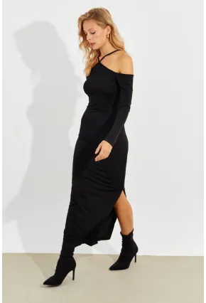 Kadın Siyah Önü Pencereli Yırtmaçlı Maxi Elbise MEN2012