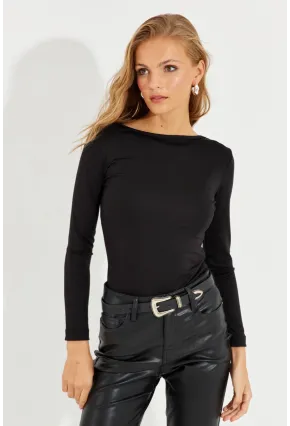 Kadın Siyah Sırtı Açık Bluz EY2583