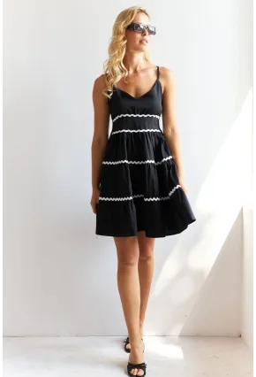 Kadın Siyah Sırtı Gipeli Biyeli Midi Elbise SF12791