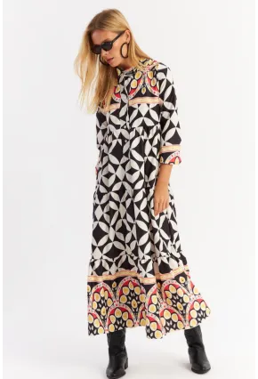 Kadın Siyah Volanlı Desenli Maxi Elbise YLE14