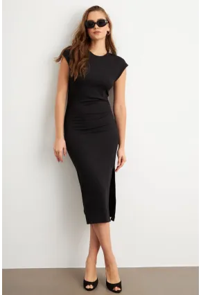 Kadın Siyah Yanları Büzgülü Midi Elbise MK35
