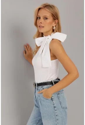 Kadın Beyaz Fiyonklu  Bluz EY2726