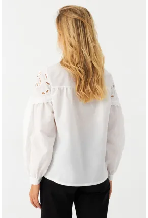Kadın Beyaz Nakışlı Gömlek MQS2093