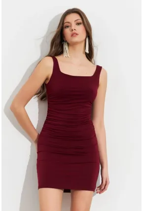 Kadın Bordo Kare Yaka Büzgülü Mini Elbise FRY2308