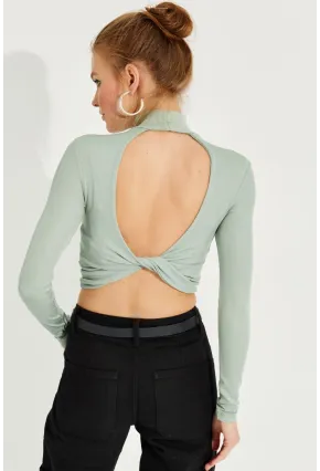 Kadın Çağla Yeşili Sırtı Düğümlü Kaşkorse Crop Bluz AYD254