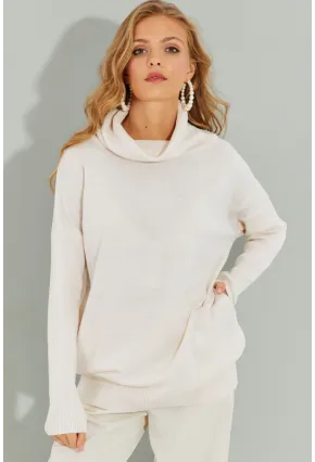 Kadın Ekru Degaje Yaka Cepli Triko Kazak YZ519