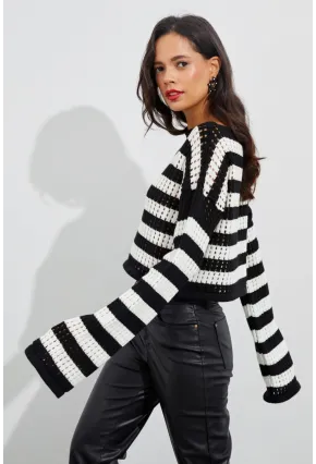 Kadın Ekru-Siyah İspanyol Kol Ajurlu Triko Kısa Bluz YV109