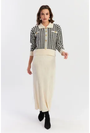 Kadın Ekru-Siyah Kazayağı Desenli Triko Takım NUV36