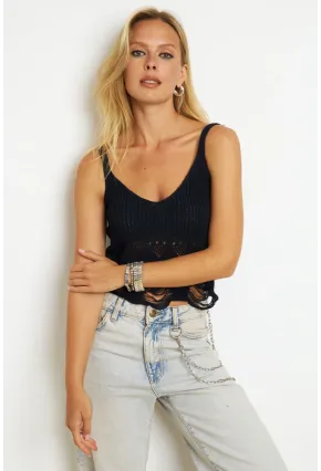 Kadın Siyah Ajurlu Triko Bluz KAZ08