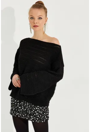Kadın Siyah Ajurlu Triko Bluz YV213