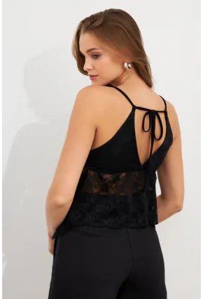 Kadın Siyah Askılı Dantel Crop Bluz MTK13458