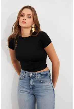Kadın Siyah Basic Kısa Kollu Bluz UG2444