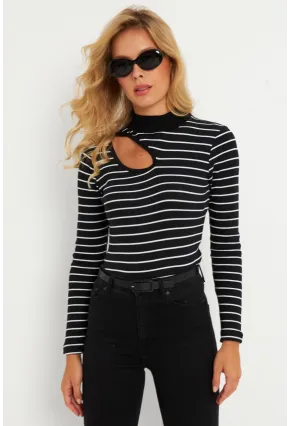 Kadın Siyah-Beyaz Çapraz Yaka Yarım Balıkçı Bluz B1404