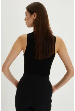 Kadın Siyah Dekolteli Crop Bluz B1610