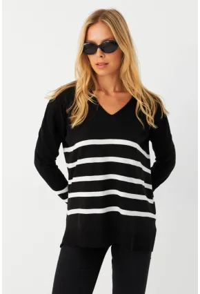 Kadın Siyah-Ekru V Yaka Çizgili Triko Kazak MYİL550
