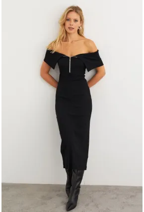 Kadın Siyah Fermuarlı Madonna Yaka Midi Elbise EY3011