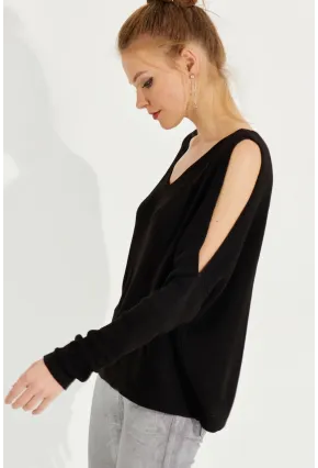 Kadın Siyah Kolu Yırtmaçlı Triko Bluz SMT221