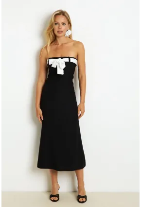 Kadın Siyah Kontrast Kemerli Maxi Elbise EY2826