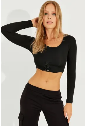Kadın Siyah Kuşgözlü Crop Bluz CG299