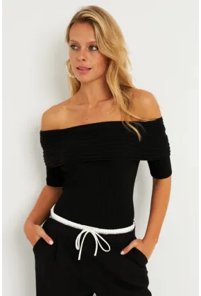 Kadın Siyah Madonna Yaka Triko Bluz KZ538