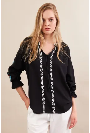Kadın Siyah Nakışlı Bluz MPC1337