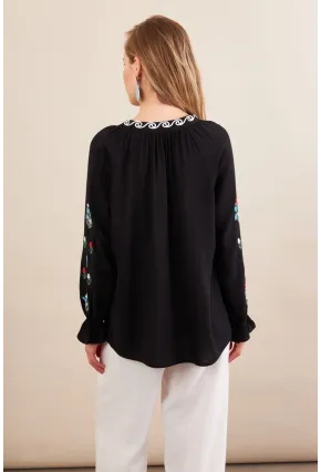 Kadın Siyah Nakışlı Bluz MPC1337