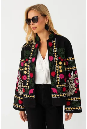 Kadın Siyah Nakışlı Kaşe Ceket MQS5880