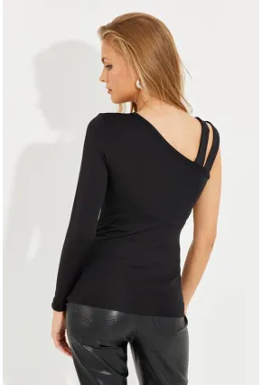 Kadın Siyah Önü Halkalı Tek Omuz Bluz EY2580