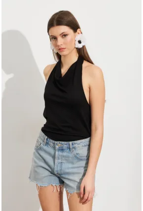Kadın Siyah Sırt Dekolteli Halter Yaka Bluz AYD412