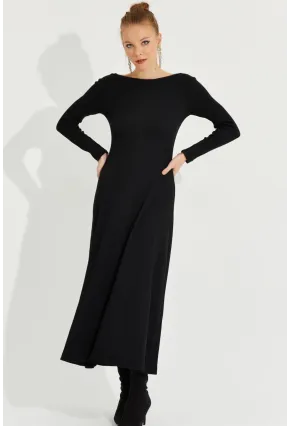 Kadın Siyah Sırt Detaylı Kaşkorse Midi Elbise EY2603