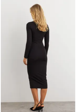 Kadın Siyah Yaka Aksesuarlı Midi Elbise KED7041