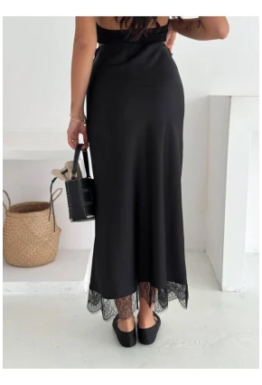Dantel Detay Saten Uzun Etek