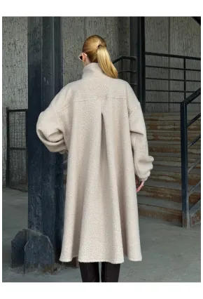 Geniş Çift Cepli Kalın Buklet Kumaş Mevsimlik Mont Bej