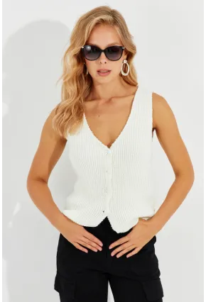 Kadın Beyaz Triko Düğmeli Yelek YV205-90