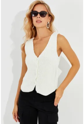 Kadın Beyaz Triko Düğmeli Yelek YV205-90