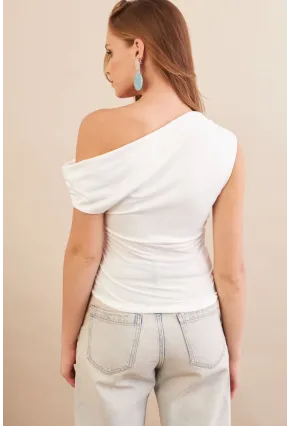 Kadın Ekru Degaje Yaka Büzgülü Bluz FRY2320